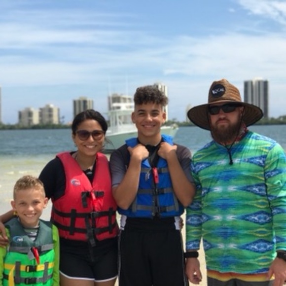 Meet your Posher, Crystal - Picture 6 of 14